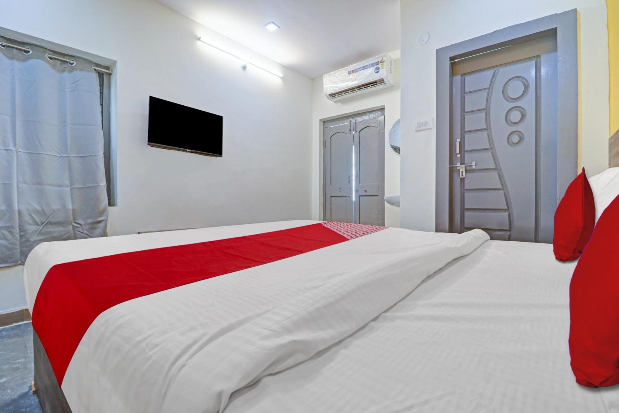 Hotel O Lavish Stay Sururnagar Bagian luar foto